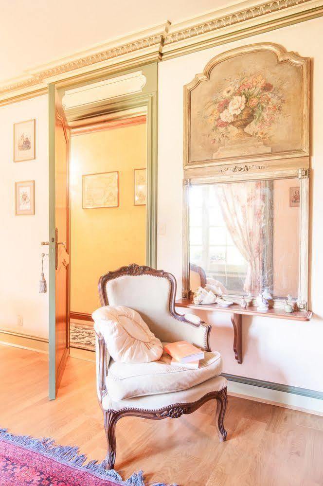 Bed and Breakfast Le Petit Manoir Des Bruyeres Villefargeau Zewnętrze zdjęcie