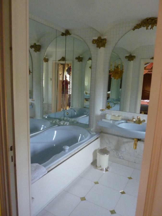 Bed and Breakfast Le Petit Manoir Des Bruyeres Villefargeau Zewnętrze zdjęcie